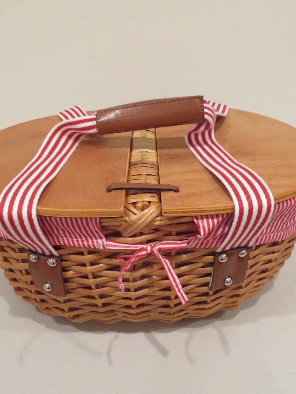 Wicker Picnic Basket Red Striped Liner Wood Lid